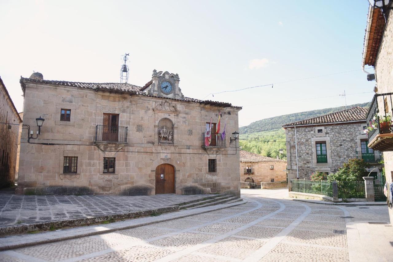 Hostal San Martin Молинос де Дуеро Екстериор снимка